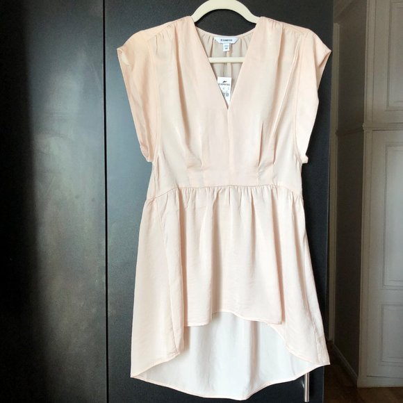 Satin V-Neck Hi-Lo Cream Tunic Blouse *NEW WITH TAGS* - Picture 3 of 16